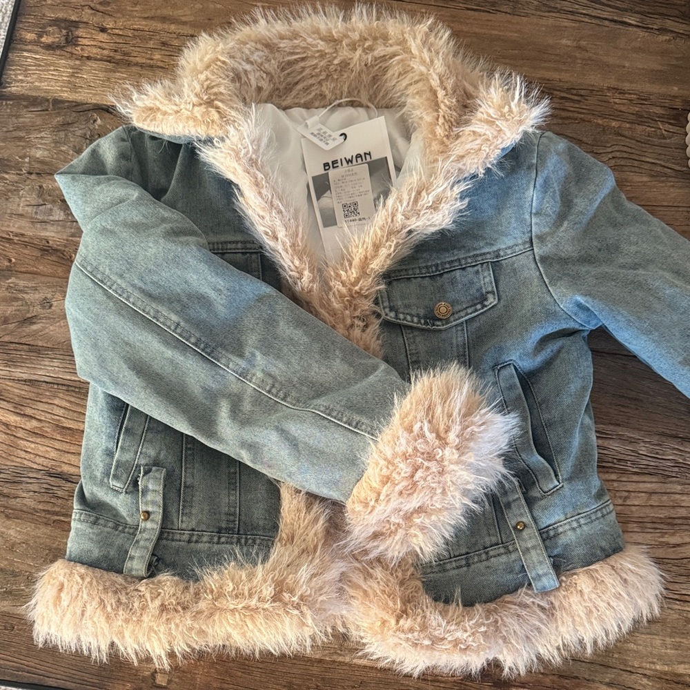 Girls' Light Blue Denim Jacket with Faux Fur Trim
